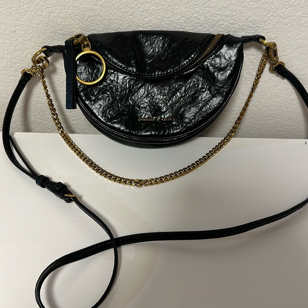 Perfect condition Charles & Keith shoulder / crossbody bag